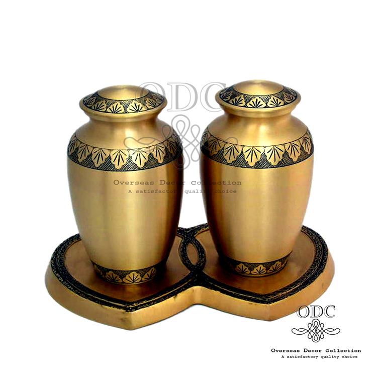 Eye-catching Bronze Brass Companion Urns