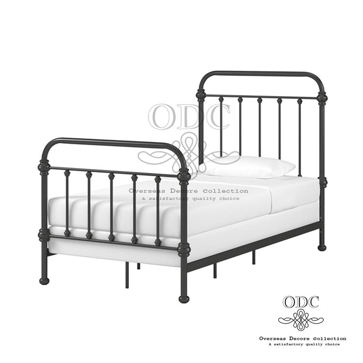 Eye-catching Comfortable Metal Quine Bed 